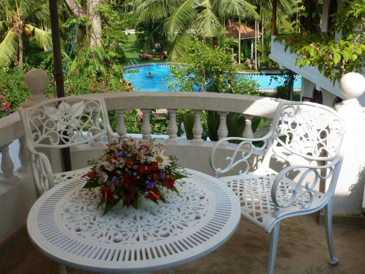 Ayubowan Swiss Lanka Bungalow Resort Бентота Екстер'єр фото